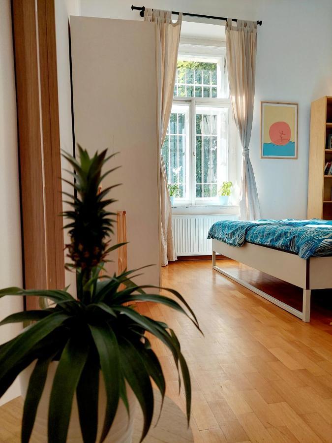 Cozy Studio In Vinohrady Prague Exterior photo